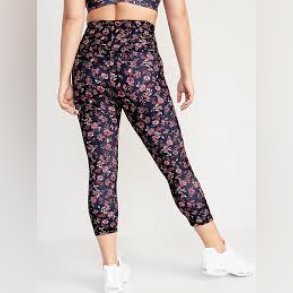 Old Navy Powersoft Extra High Waist Size S